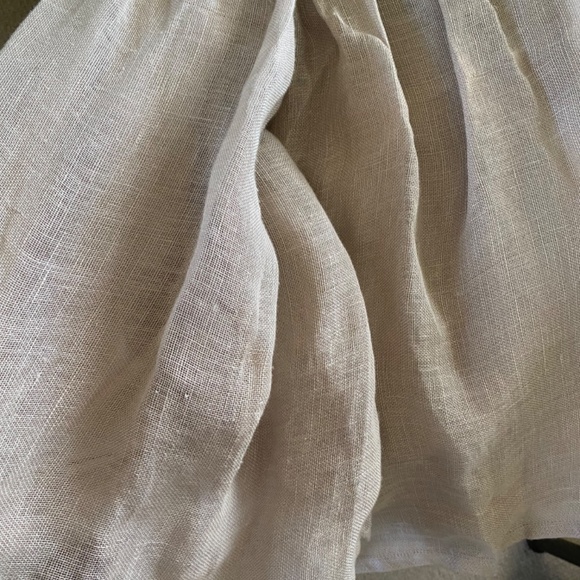 Hampton Queen linen gathered dust ruffle and two matching euro shams - Picture 2 of 2